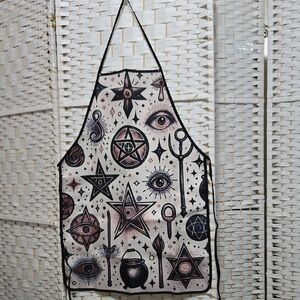 Mystical Patterned Apron NWT